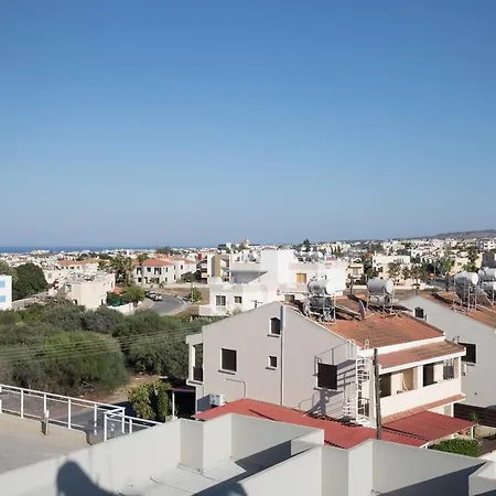 Apartment Frank Holidays Paralimni